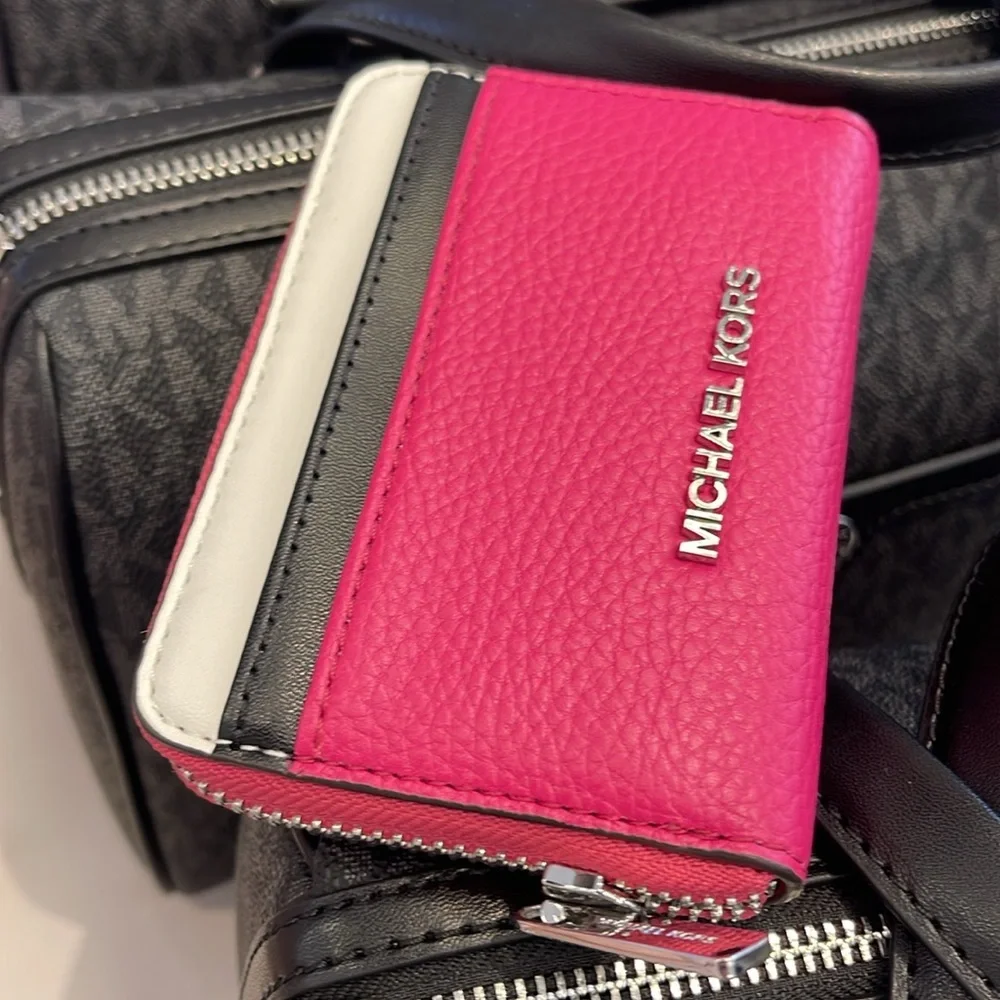 Michael Kors Jet Set Travel Medium Color-Block Wallet DRAGONFRUIT MULTI NWT